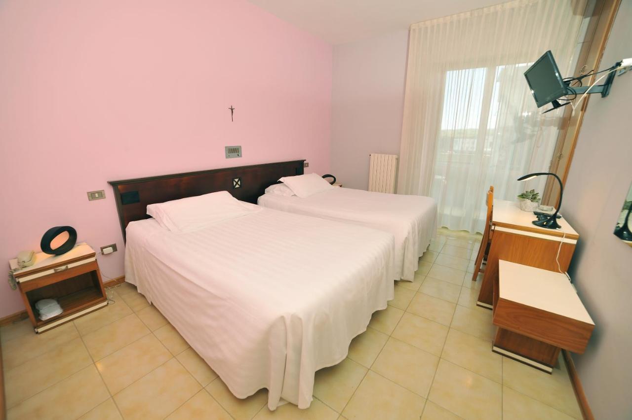Hotel San Crispino Morrovalle 외부 사진
