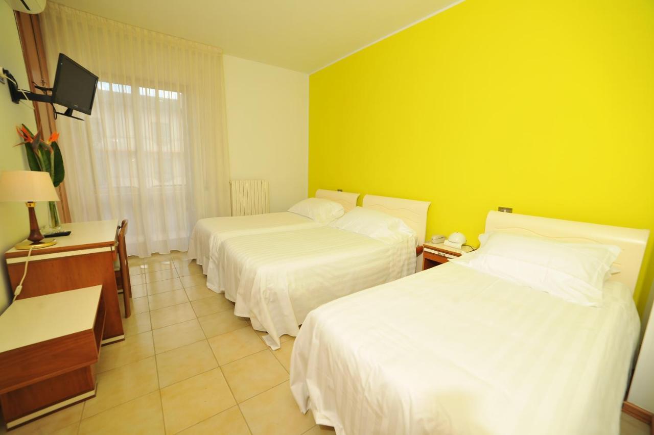 Hotel San Crispino Morrovalle 외부 사진